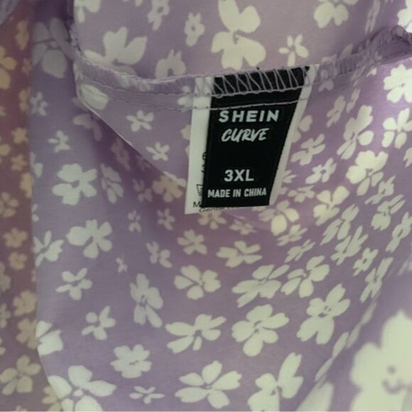 Lavender and White Ditsy Floral Print Cropped Blouse with Shirred Back NWOT - Picture 10 of 10